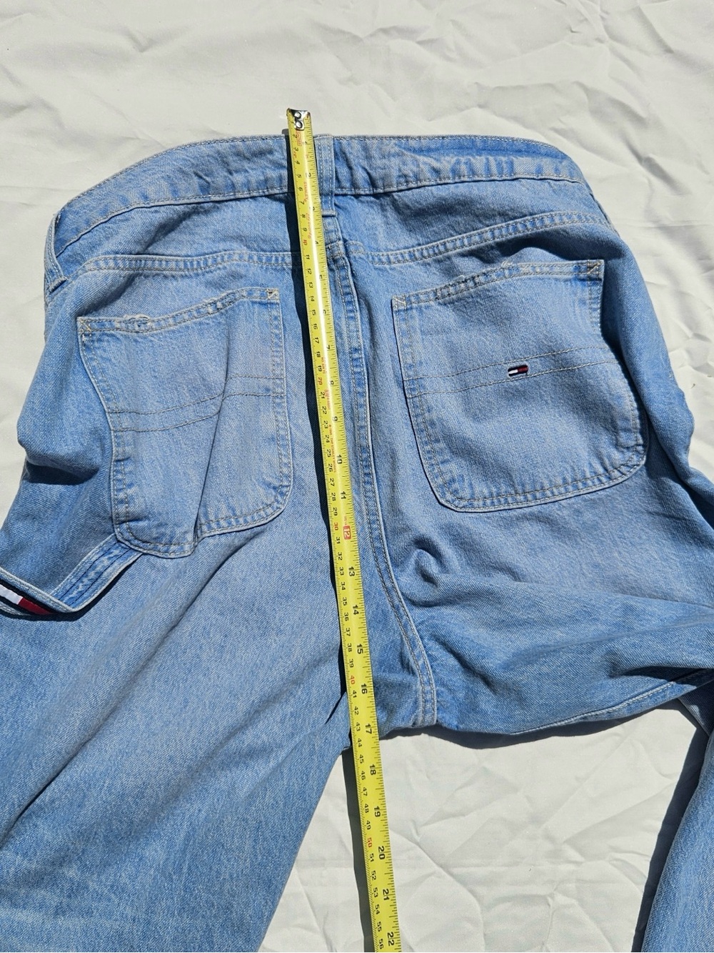 Tommy Hilfiger Women's Light Blue Denim Jeans with Embroidery Leg - Picture 12 of 16